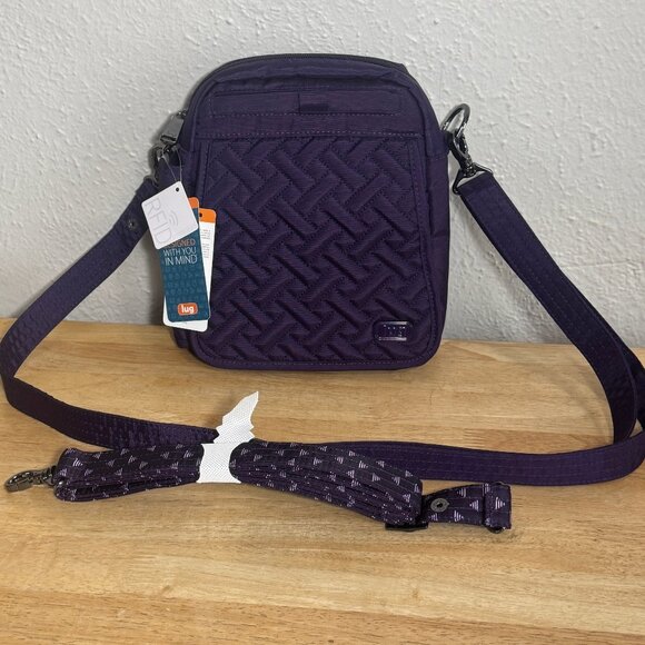 Lug Flapper in Brushed Concord NWT With bonus strap! - Picture 1 of 14